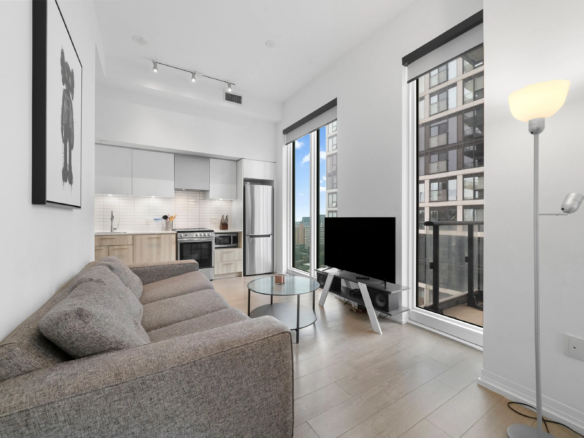 An image of a condo for sale in Toronto where the owners came to Toronto real estate agent Marco Pedri asking how to sell a condo in Toronto.