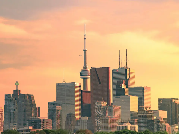 An image of the Toronto skyline with condos and buildings.
